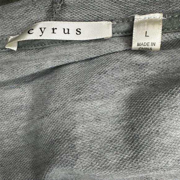 Cyrus Camo Open Front Cardigan Sz Large - Picture 12 of 13